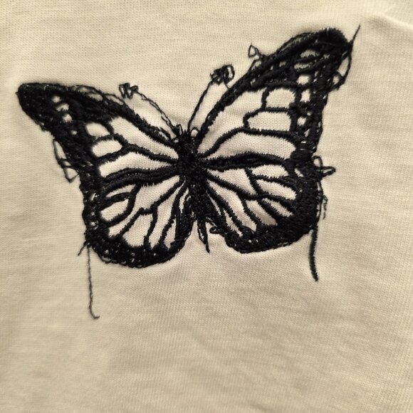 CHNGE Cream Long Sleeve Embroidered Grafic Crop Shirt Size Large - Picture 4 of 12